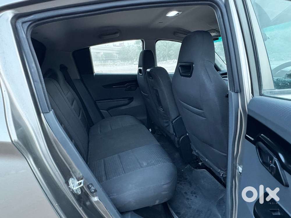 Mahindra Kuv 100 2016-2017 Mfalcon G80 K4 Plus 5str, 2017, Cng & Hyb..