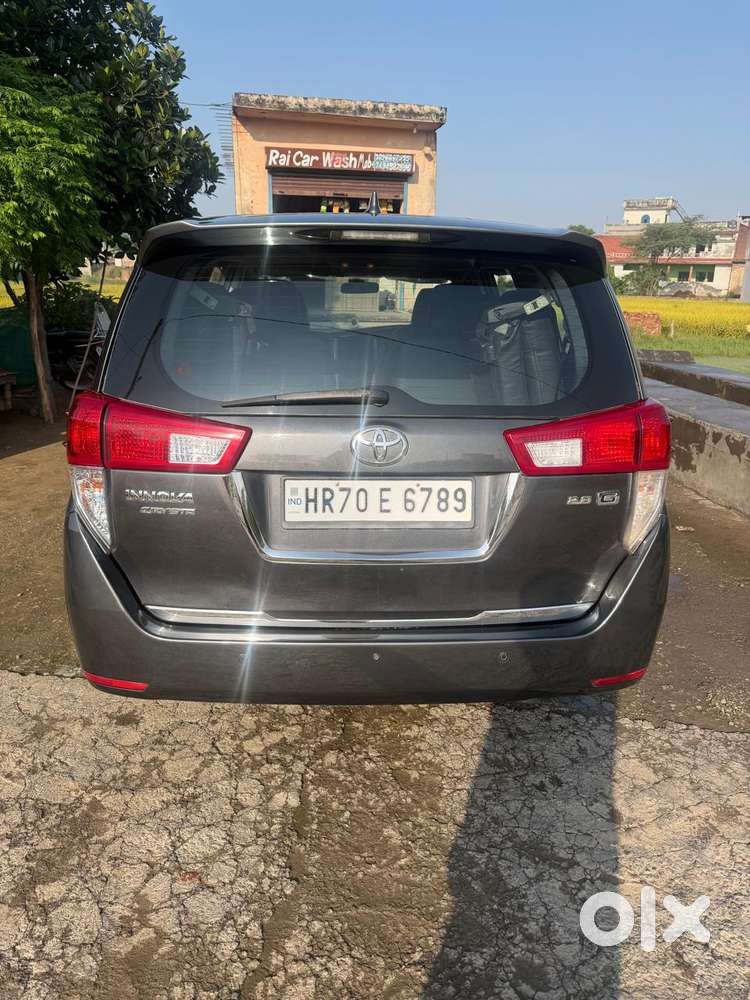 Toyota Innova Crysta 2.8 Gx At, 2017, Diesel