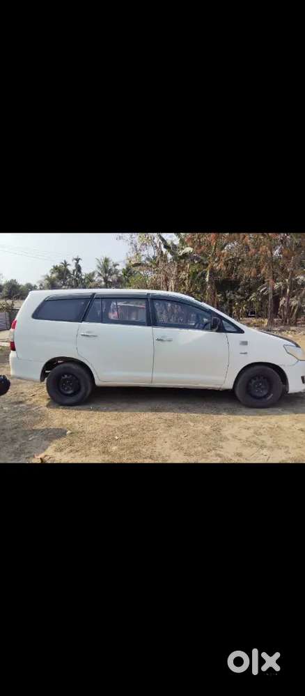 Toyota Innova 2016 Urgent Need