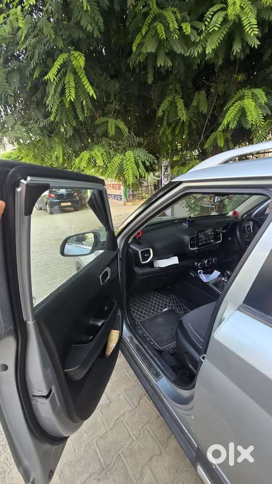 Hyundai Venue Diesel Manual 2019