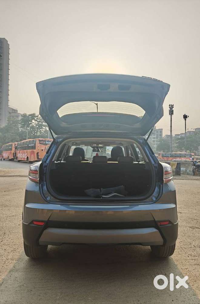 Mahindra Xuv400 Ev El Fast Charger Dt, 2023, Electric