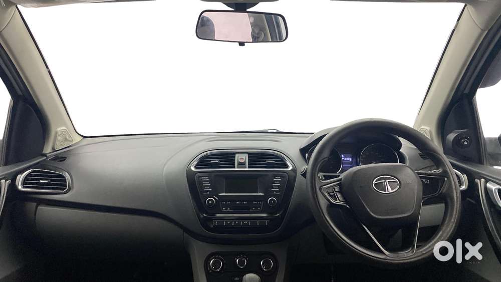 Tata Tigor Xza, 2018, Petrol