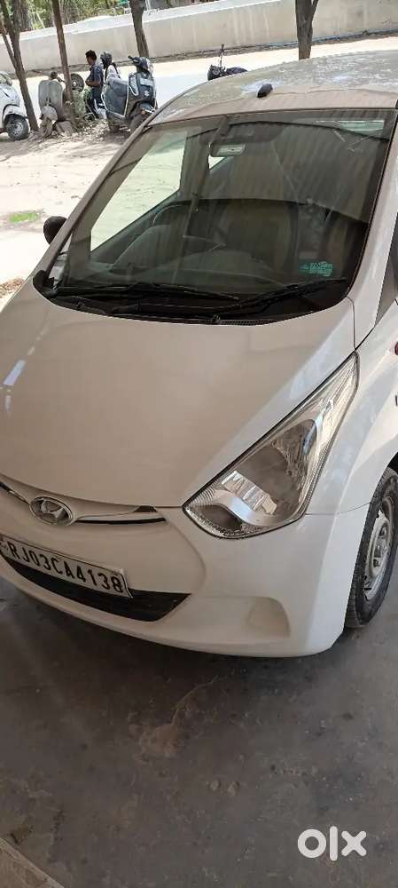 Hyundai Eon 2012 Lpg Well Maintained