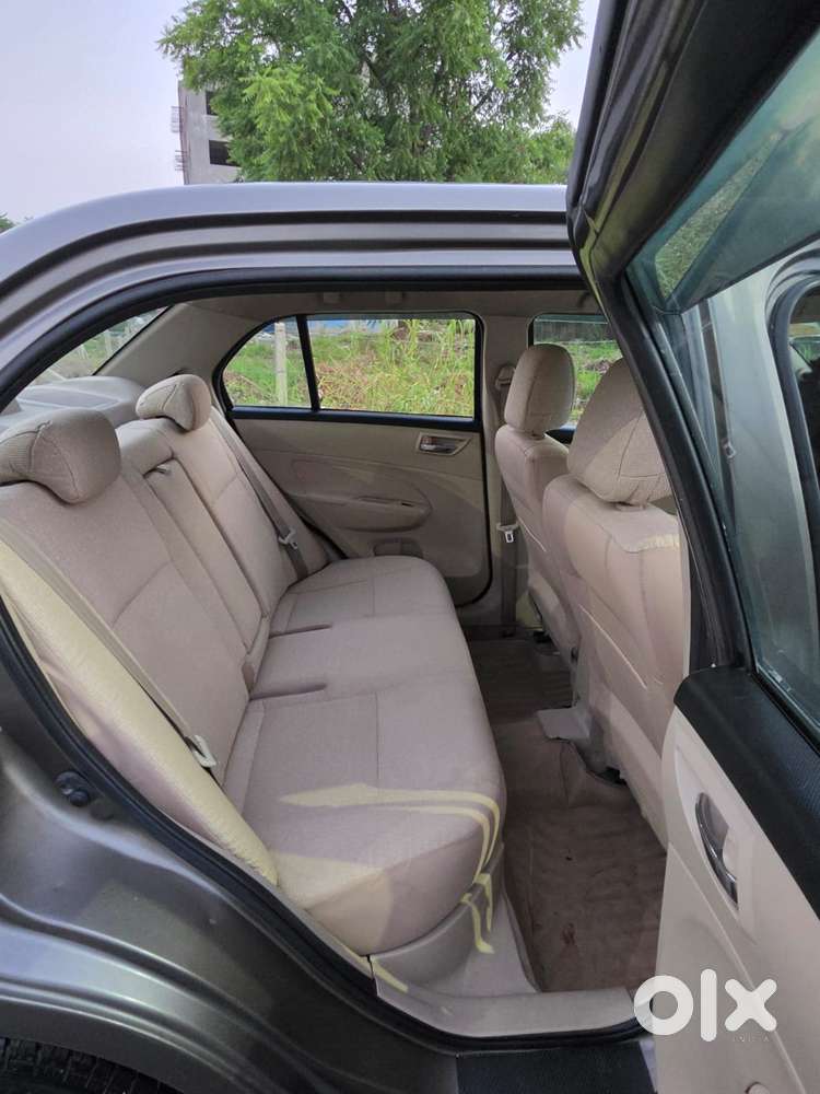 Maruti Suzuki Swift Dzire 1.2 Vxi Bsiv, 2016, Cng & Hybrids