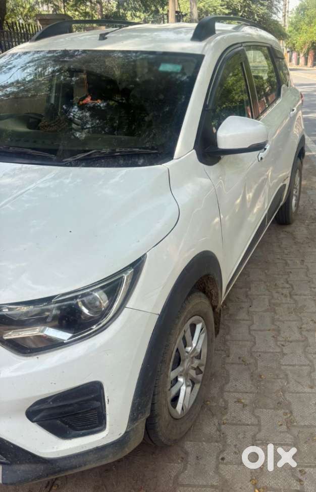 Renault Triber Rxt, 2024, Petrol