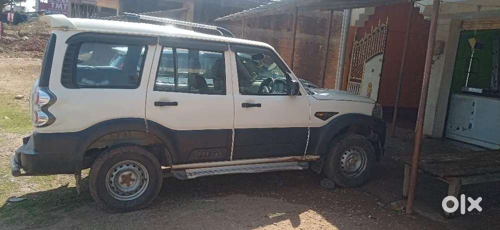 Mahindra Scorpio 2017 Diesel 121000 Km Driven