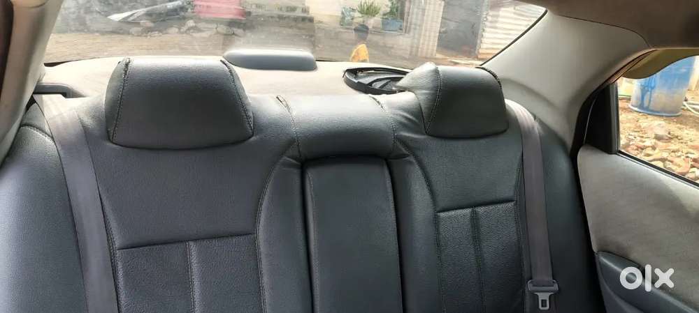 Honda City Petrol 2005 Variant, Urgent Money