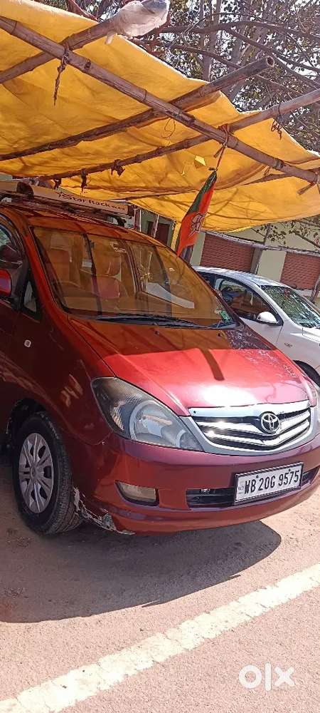 Toyota Innova Petrol 2009