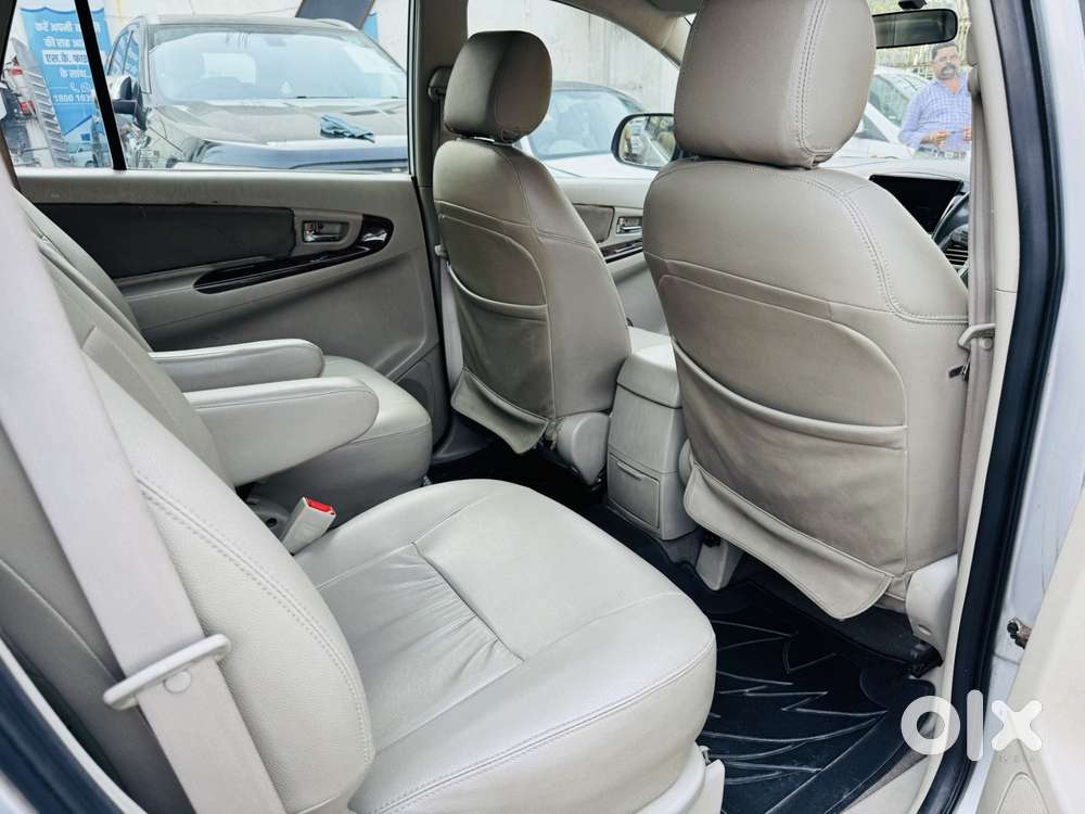 Toyota Innova 2.5 V 7 Str, 2014, Diesel