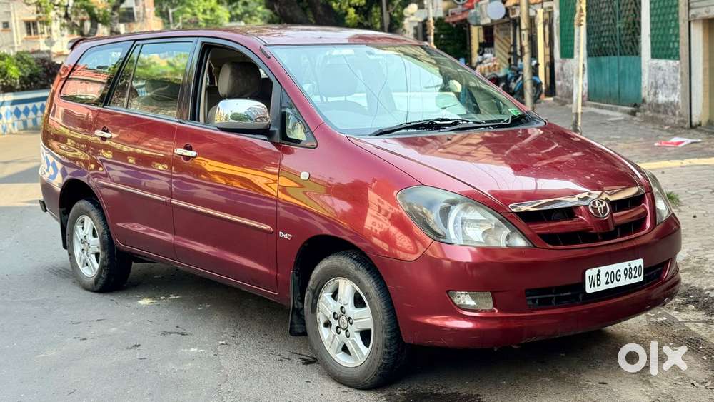 Toyota Innova 2004-2011 2.5 G4 Diesel 8-seater, 2006, Diesel