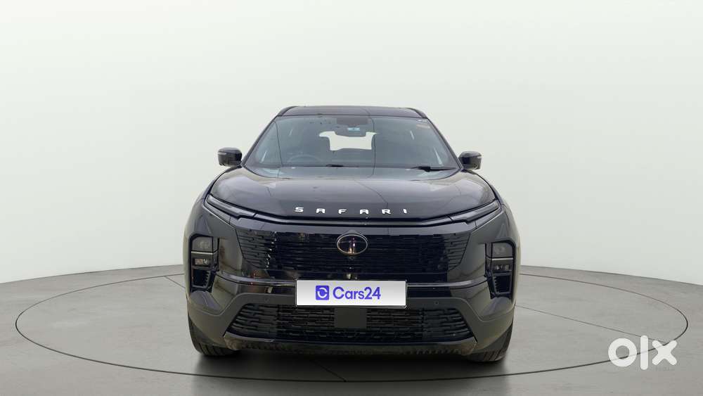 Tata Safari Accomplished Dark Edition, 2024, Diesel