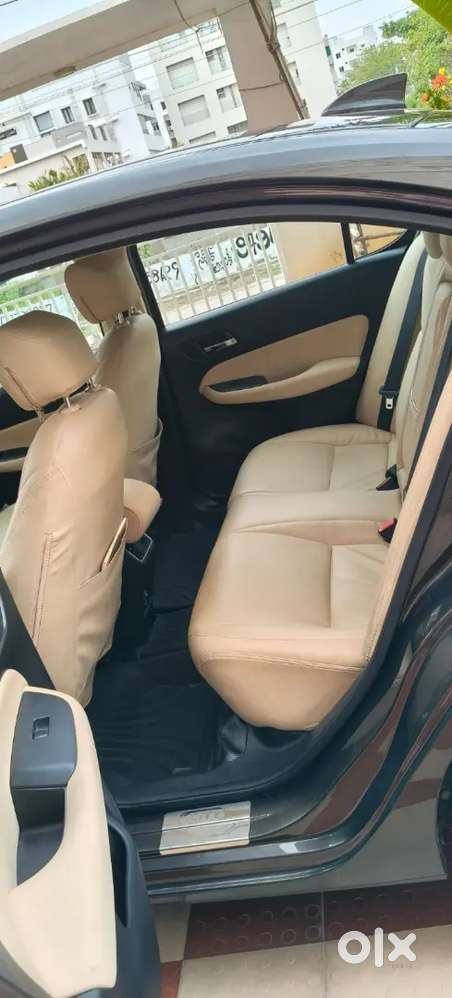 Honda City 1.5 V 2021