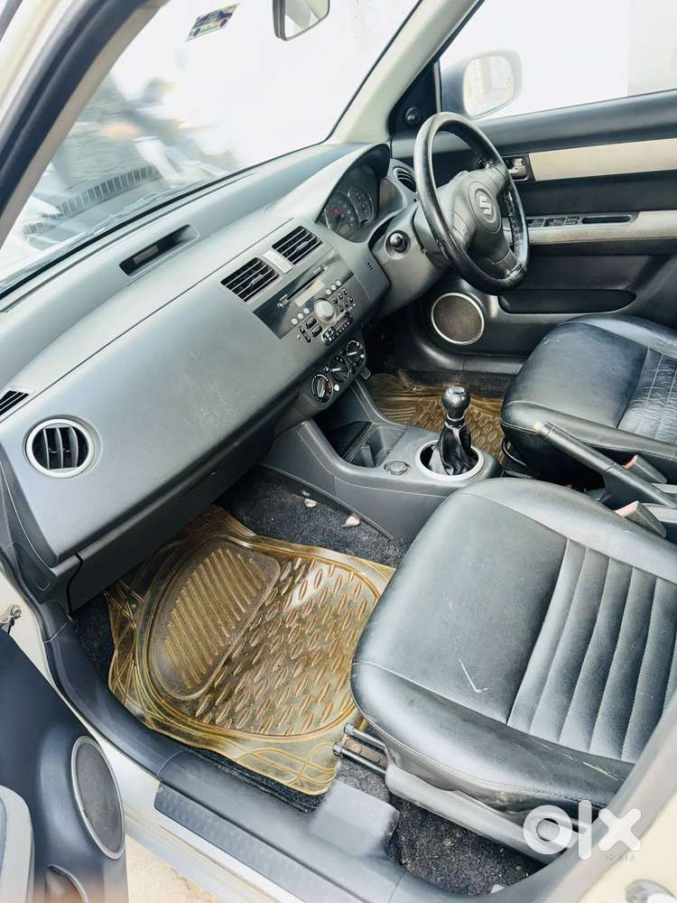 Maruti Suzuki Swift Dzire 1.3 Vxi, 2011, Petrol