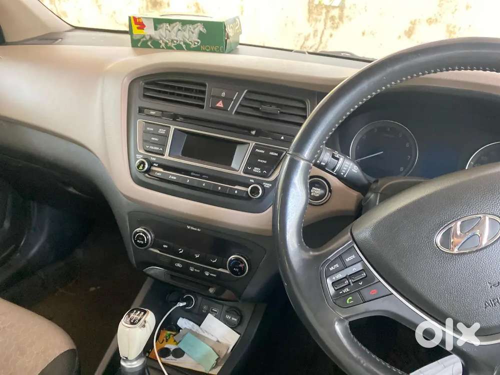 Hyundai New I20 Vtvt Dual Tone