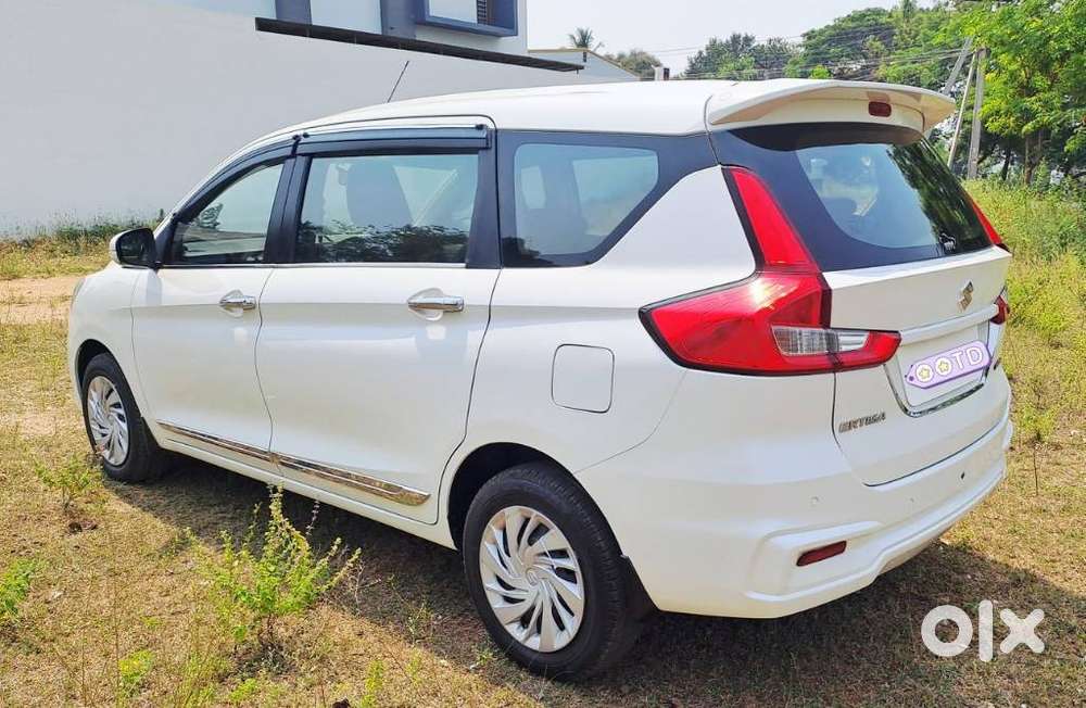 Maruti Suzuki Ertiga 2022-2023 Vxi Cng, 2022, Petrol