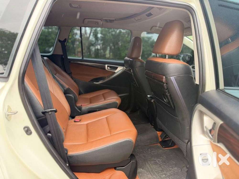 Toyota Innova Crysta 2.8z Automatic, 2018, Diesel