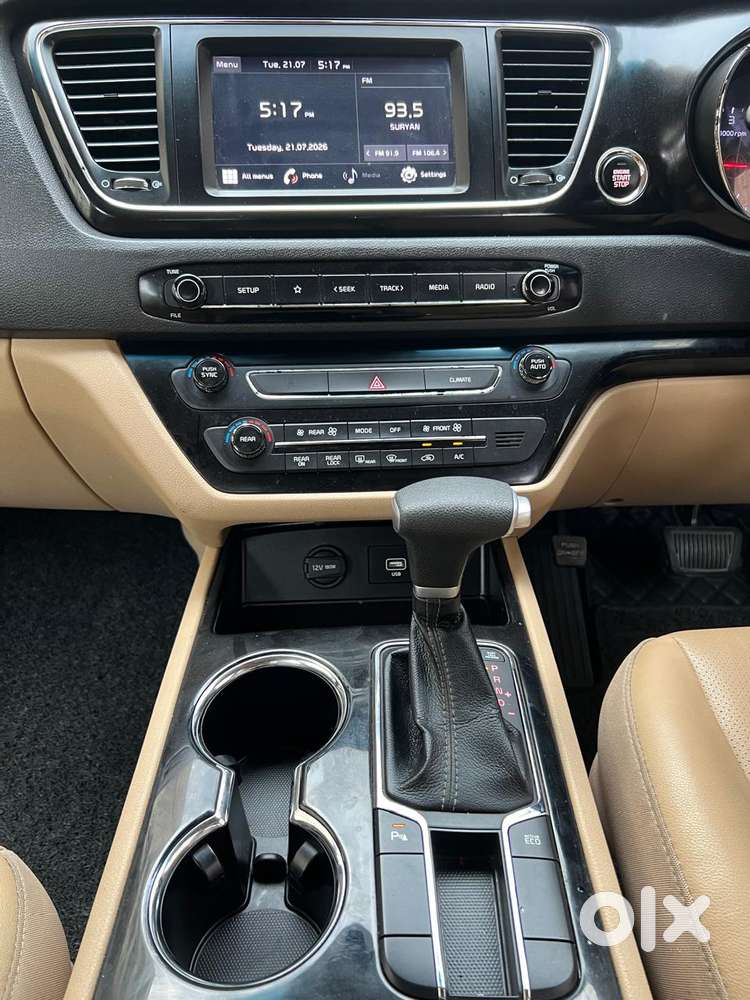 Kia Carnival Prestige, 2022, Diesel