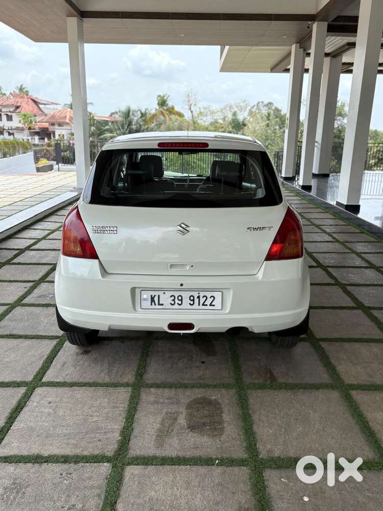 Maruti Suzuki Swift Vxi 1.2 Abs Bs-iv, 2007, Petrol