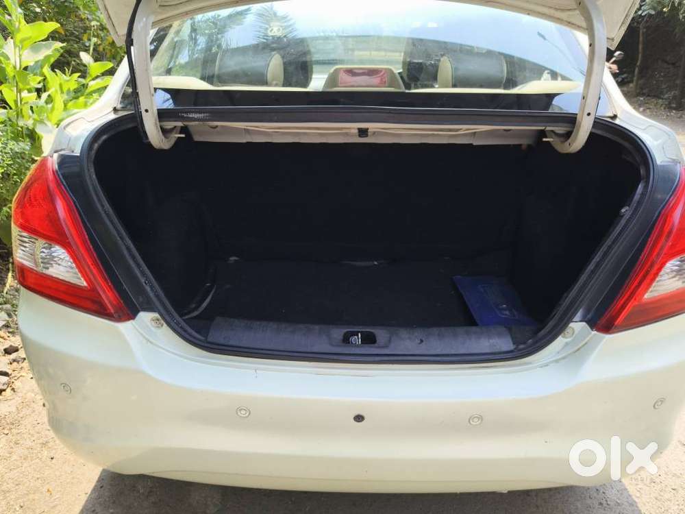 Maruti Suzuki Dzire 1.2 Vxi, 2016, Petrol