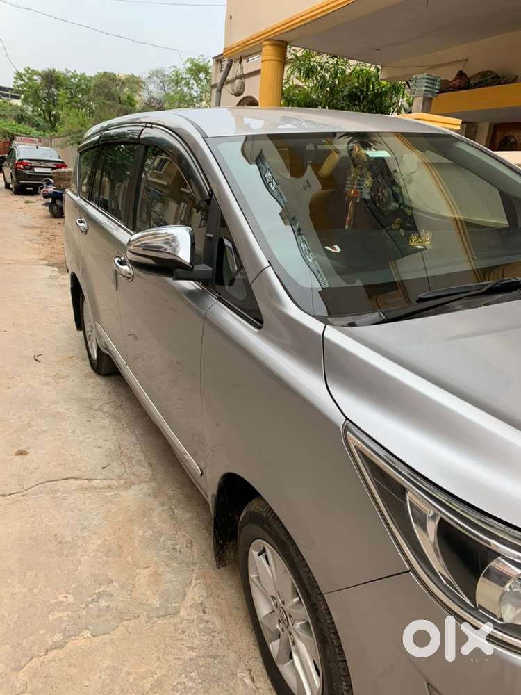 Toyota Innova Crysta 2016