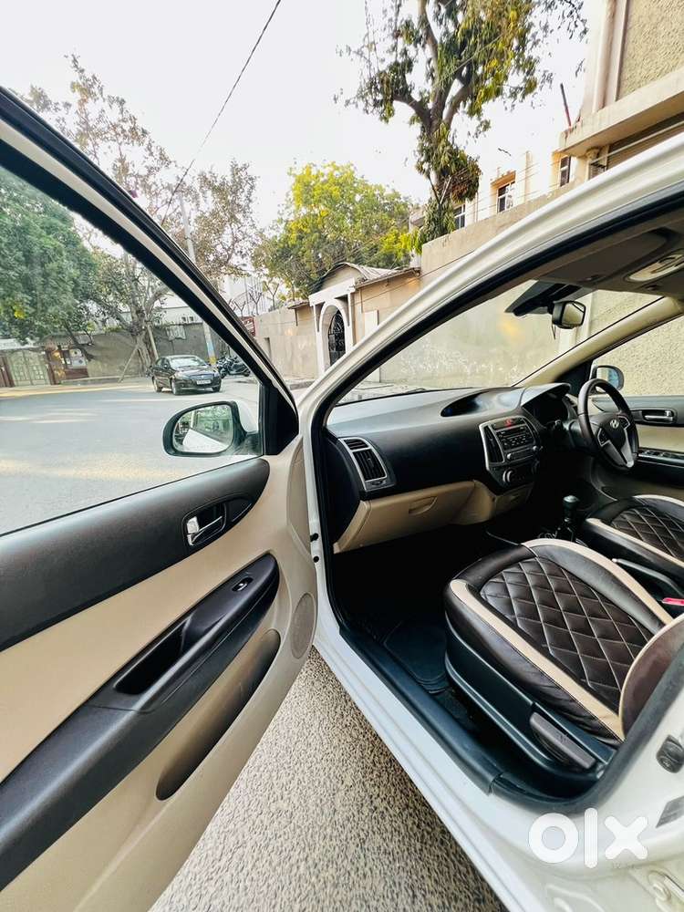 I20 Top End Model Sportz Variant