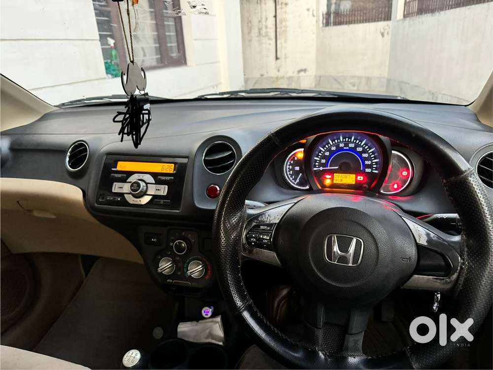 Honda Amaze Diesel 2015
