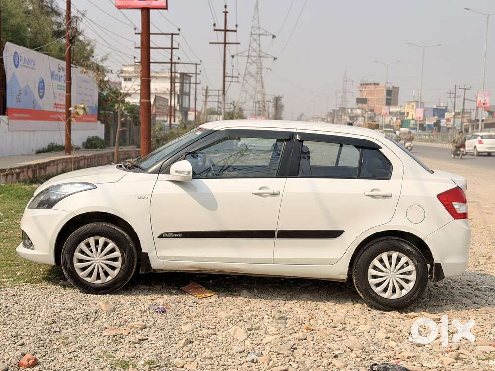 Maruti Suzuki Swift Dzire Vxi Optional, 2016, Petrol