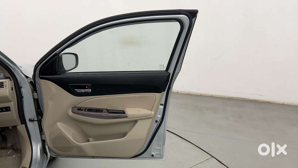 Maruti Suzuki Dzire Vxi Ags, 2024, Petrol