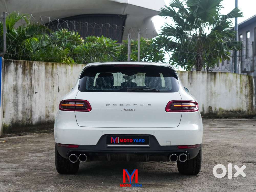 Porsche Macan 2.0 Turbo, 2017, Petrol