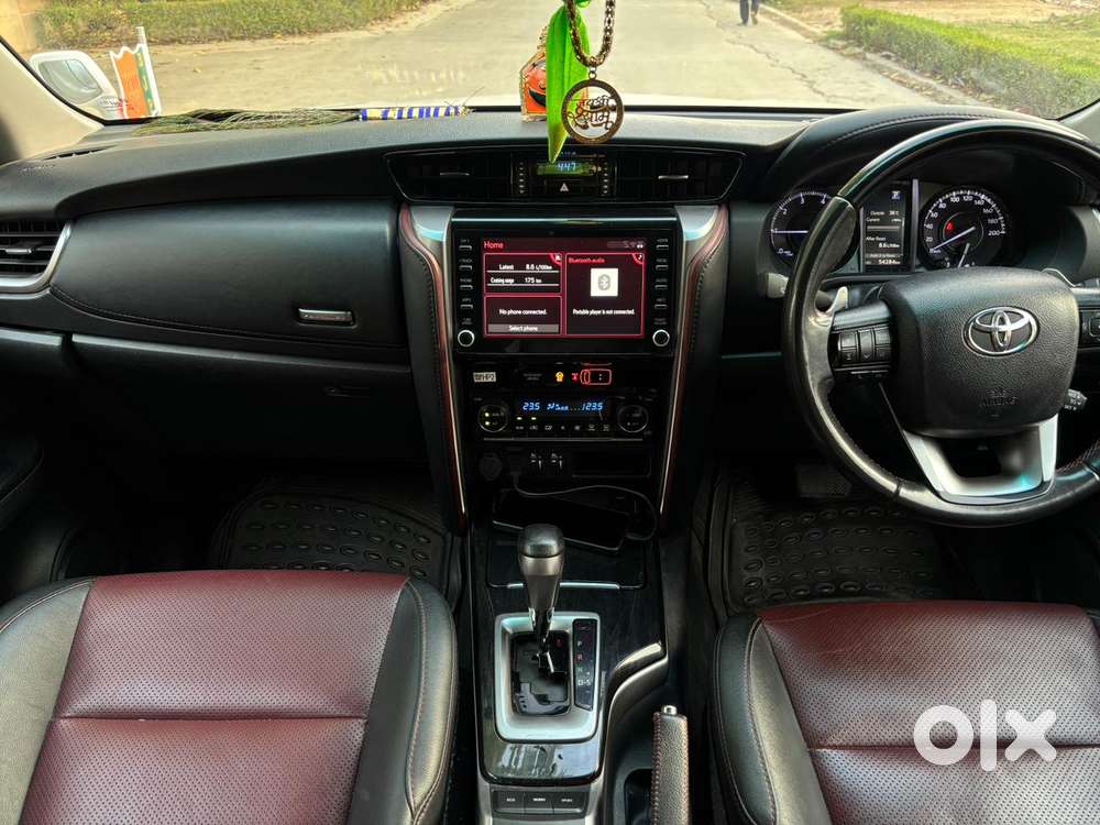 Toyota Fortuner Legender 4x2 At 2.8, 2024, Diesel