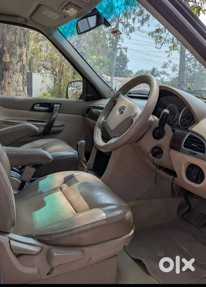 Tata Safari Storme Vx Pearl White