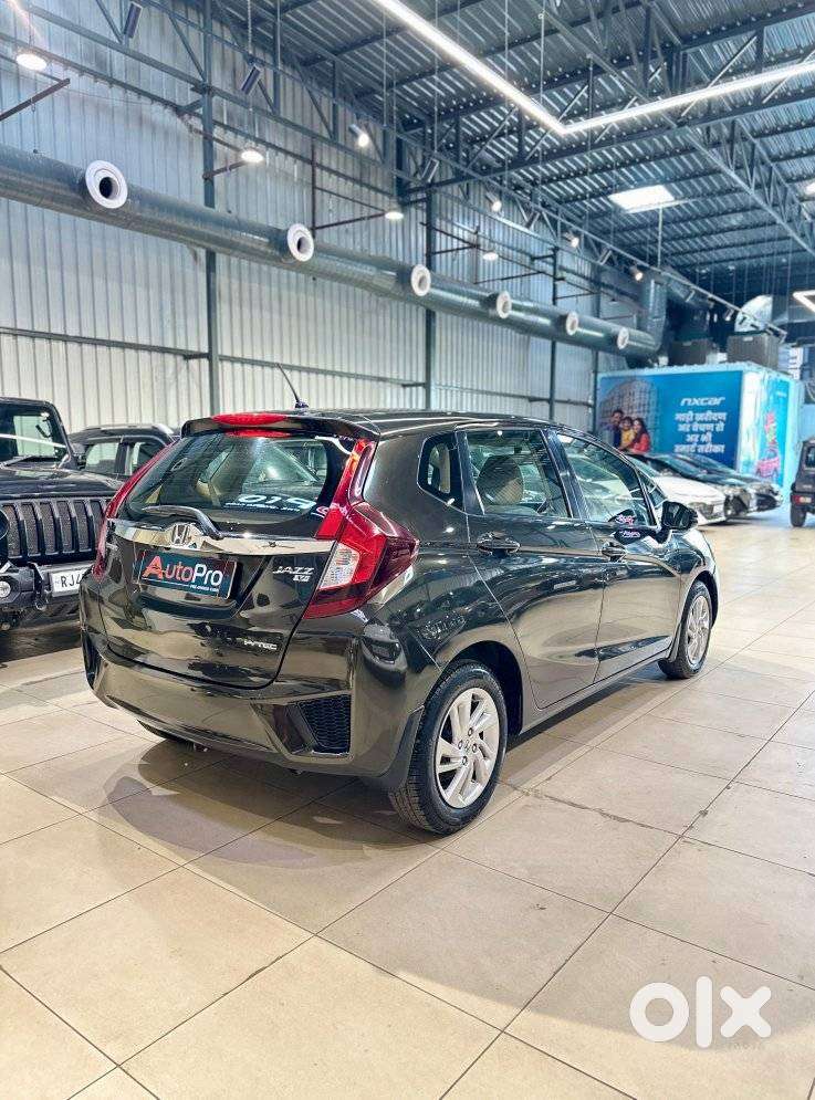 Honda Jazz V Automatic, 2017, Petrol