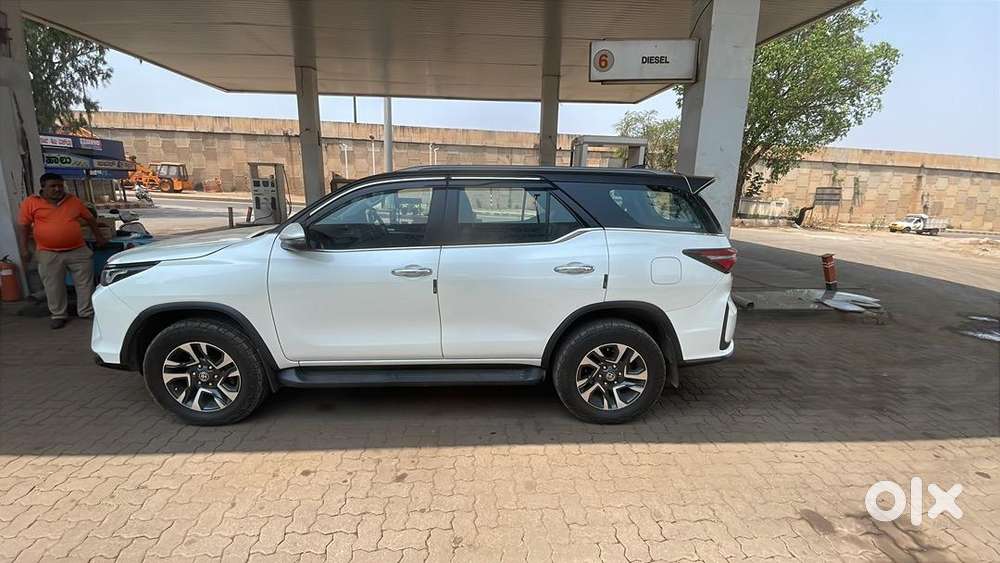 Highly Maintained Fortuner Legender