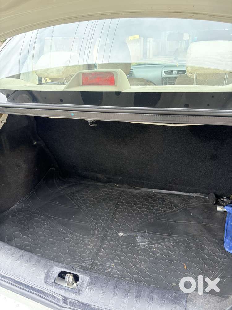 Maruti Suzuki Swift Dzire Vdi Bsiv, 2014, Diesel