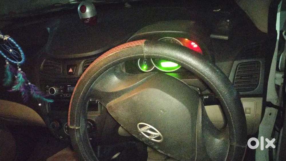 Hyundai Eon Magna Petrol 2012