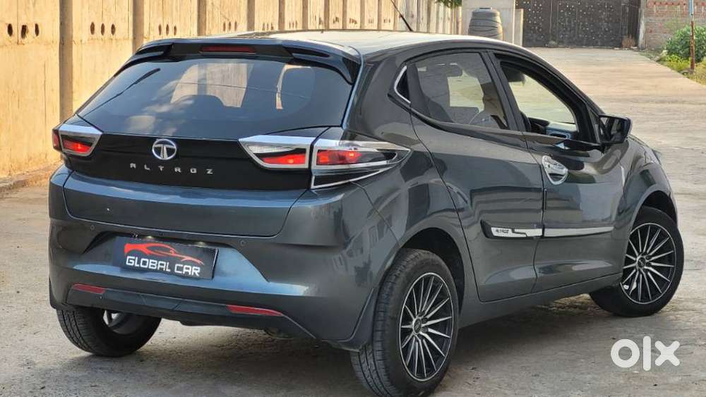 Tata Altroz 1.2 Xm Plus, 2022, Petrol