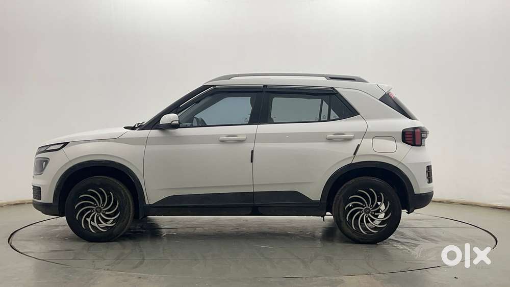 Hyundai Venue Sx, 2022, Petrol
