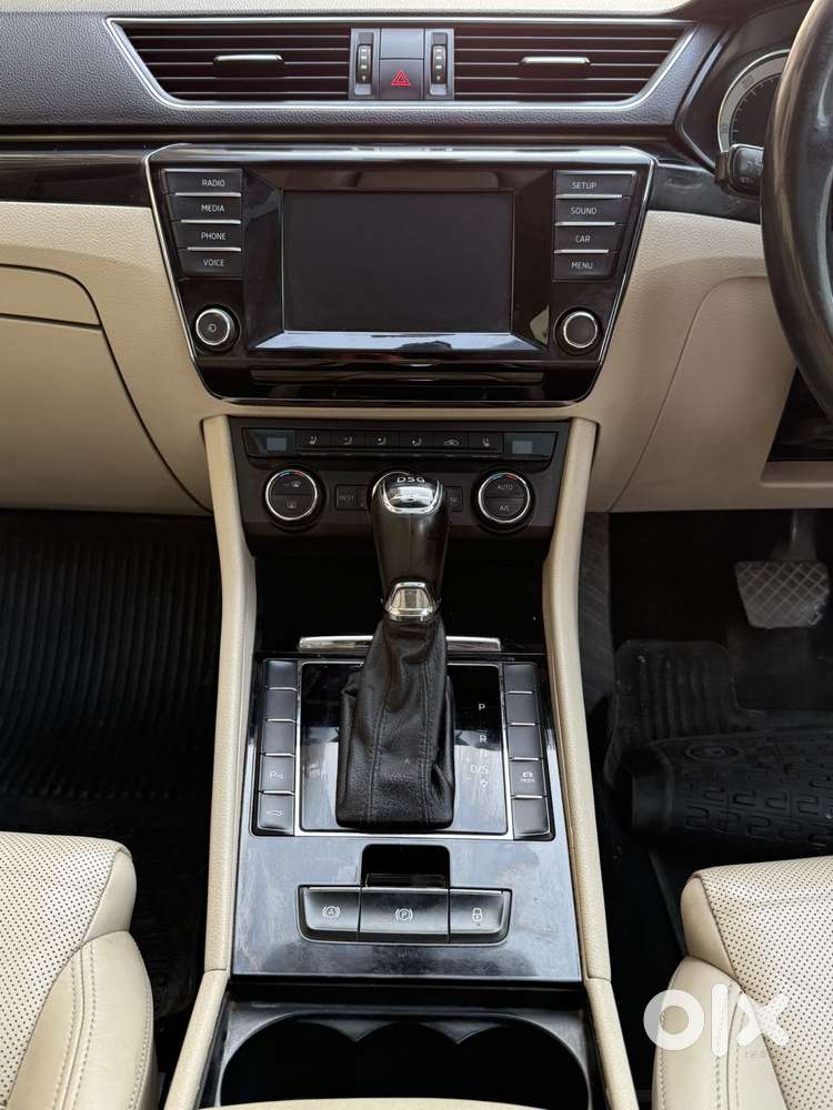 Skoda Superb L&k 2.0 Tdi At, 2018, Diesel