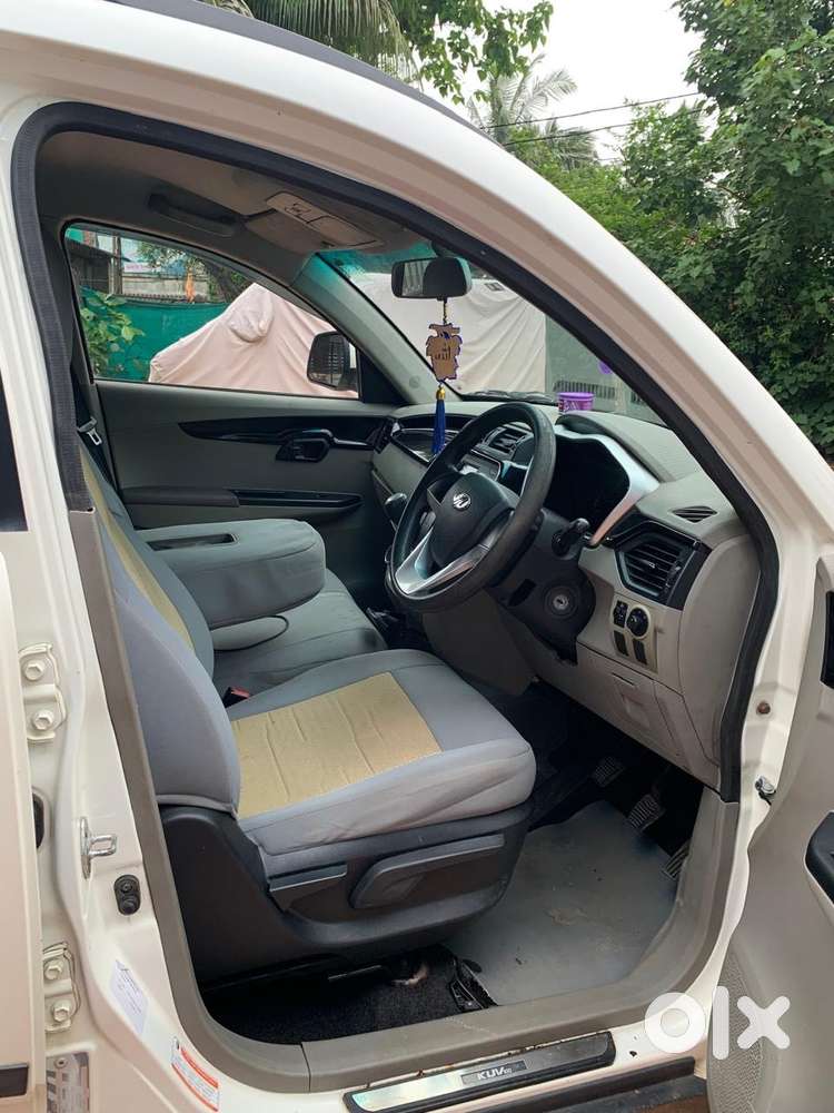 Mahindra Kuv 100 2017