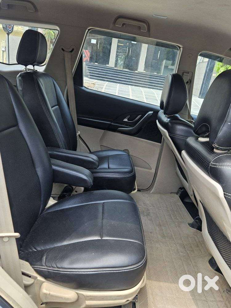 Mahindra Xuv500 At W6 2wd, 2017, Diesel