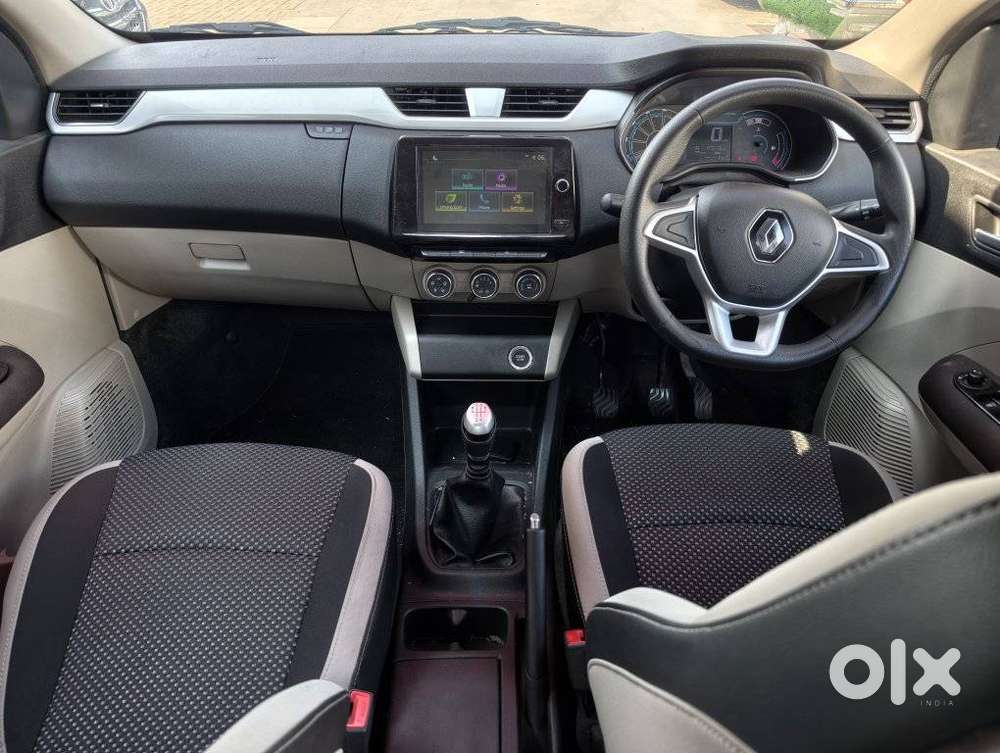 Renault Triber Rxz, 2020, Petrol