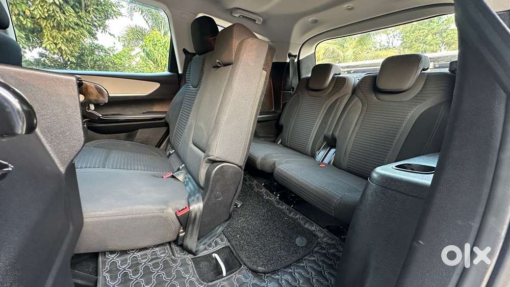 Mahindra Xuv700 2.2 Ax 5 Diesel Mt 7 Str, 2024, Diesel