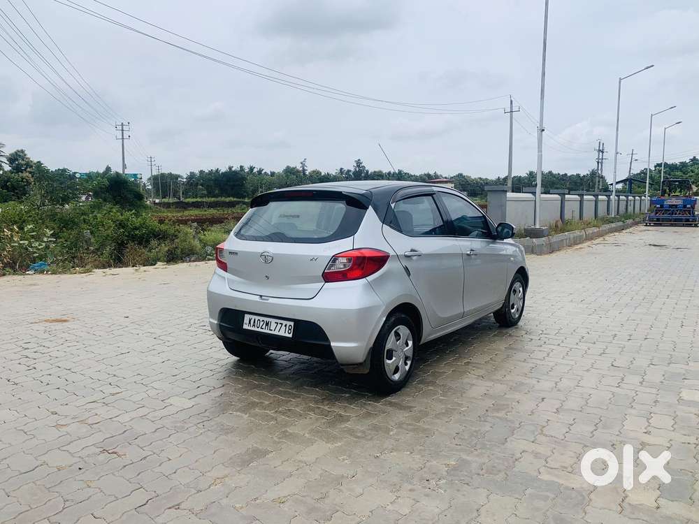 Tata Tiago 1.2 Revotron Xt (o), 2016, Petrol