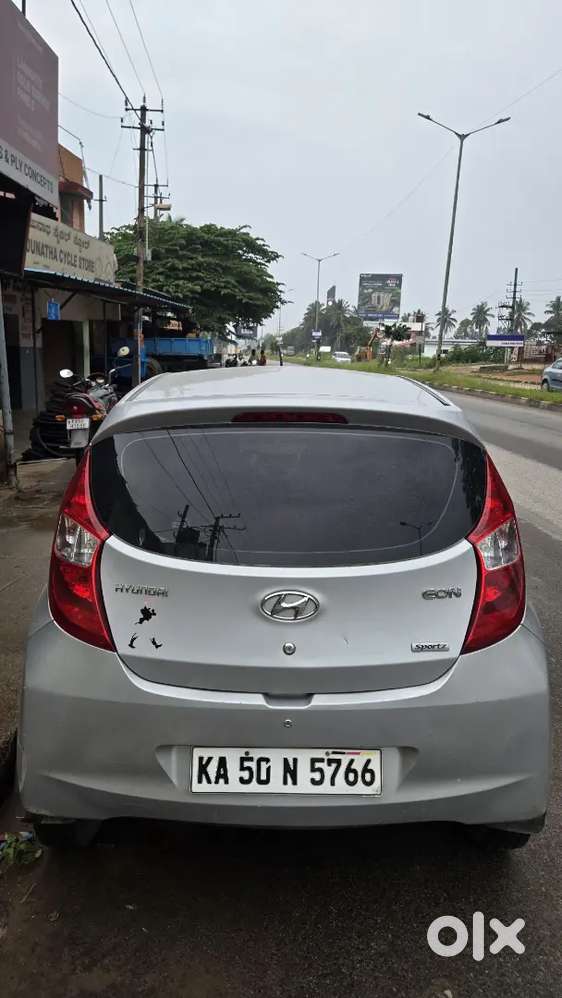 Hyundai Eon Sportz 2012