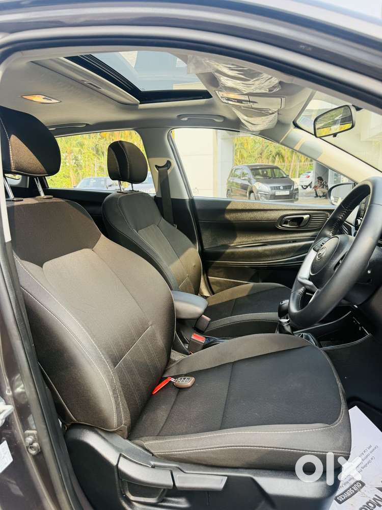 Hyundai New I20 1.2 Asta Mt, 2022, Petrol