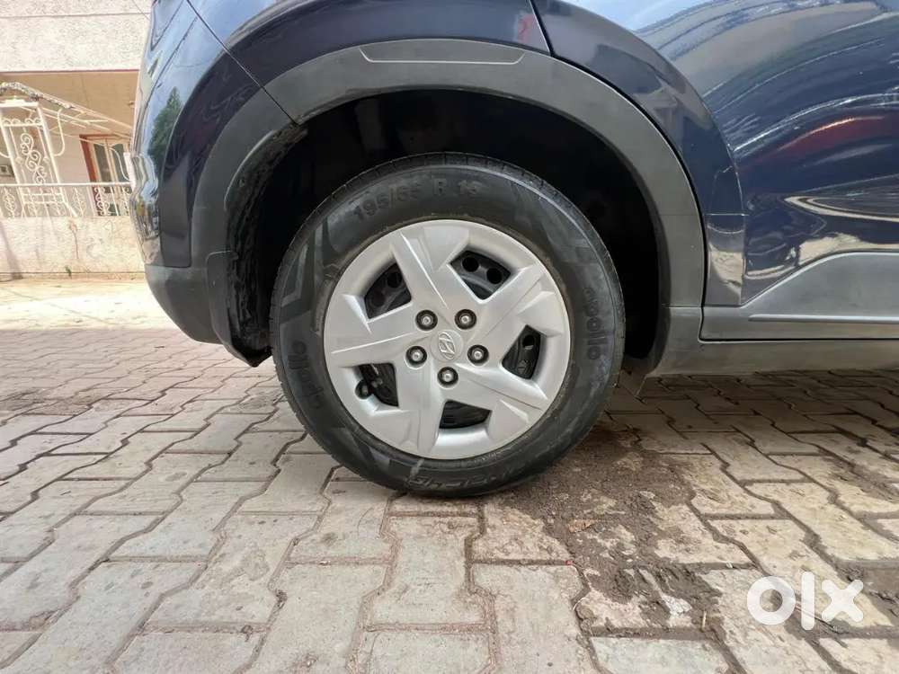 Urgent Selling. 
Hyundai Venue 2023 Cng & Hybrids 40000 Km Driven