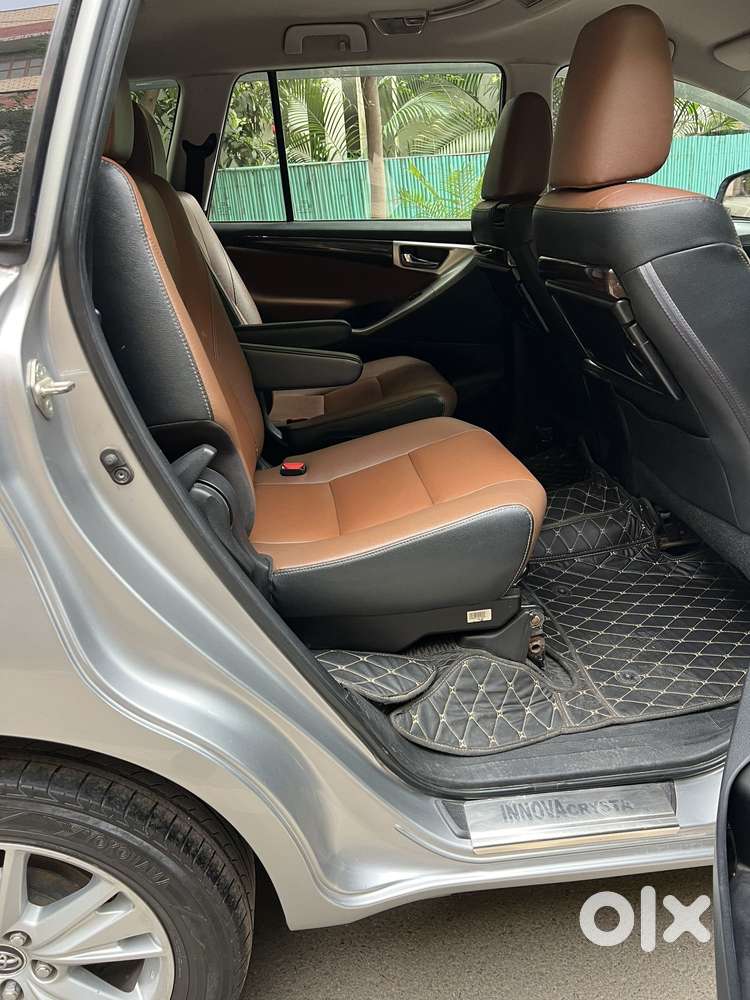 Toyota Innova Crysta 2.8z Automatic, 2018, Diesel