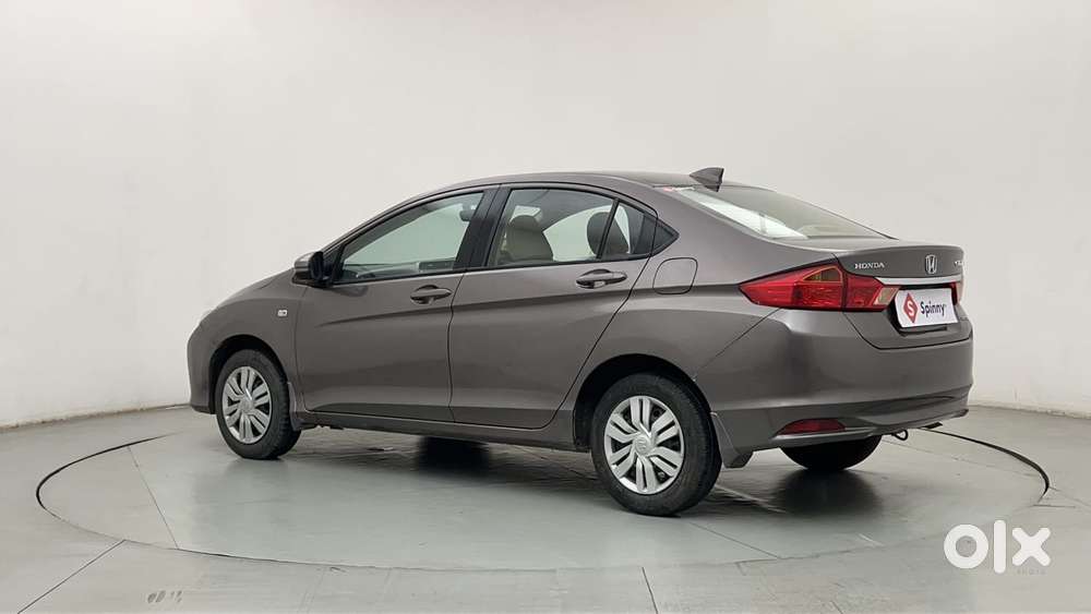 Honda City I-vtec Sv, 2015, Petrol