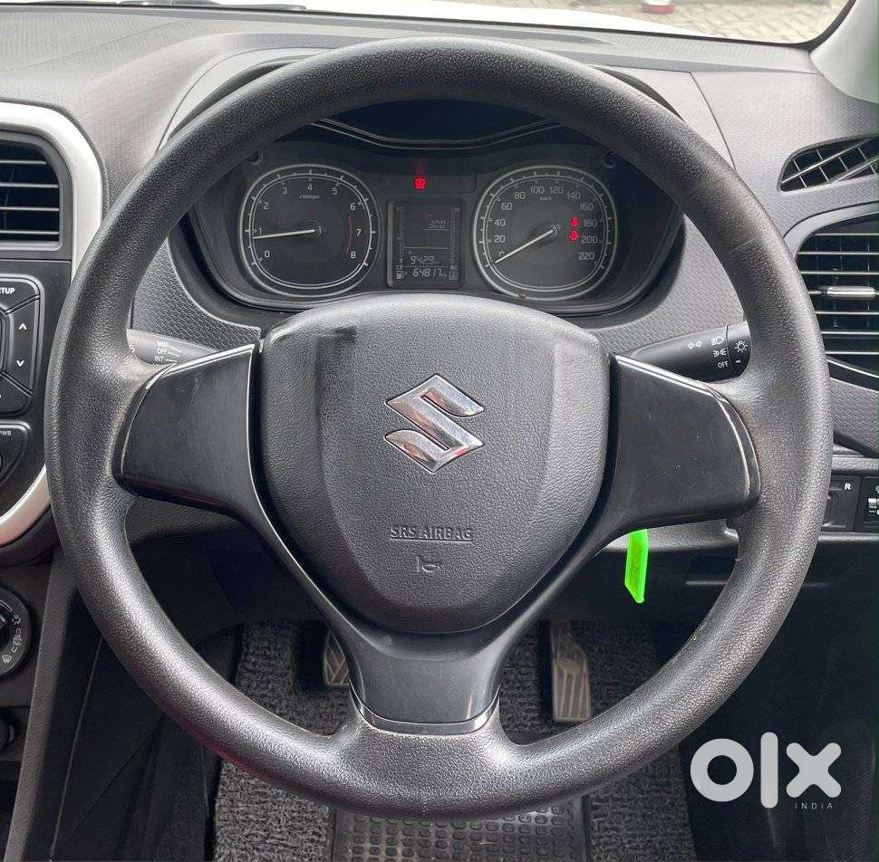 Maruti Suzuki Brezza 1.5 Lxi Smart Hybrid, 2022, Petrol