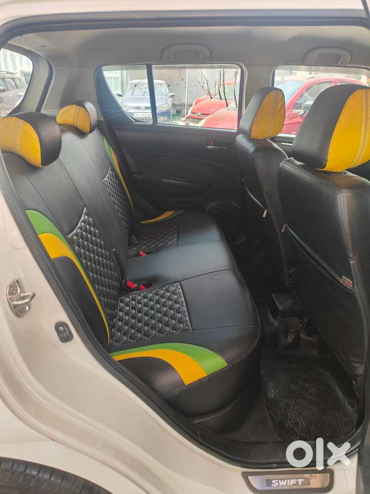Maruti Suzuki Swift Vxi + Manual, 2014, Petrol